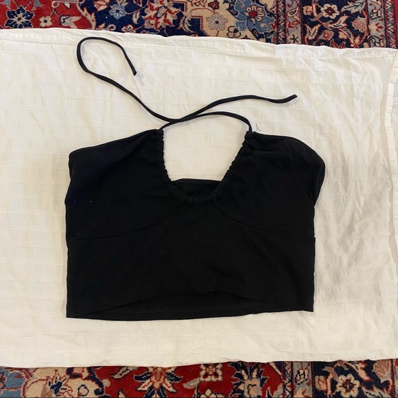 Drawstring Crop Top - Picture 2 of 3